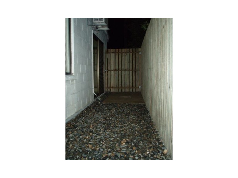 1/21 Balaclava Road, Cairns QLD 4870