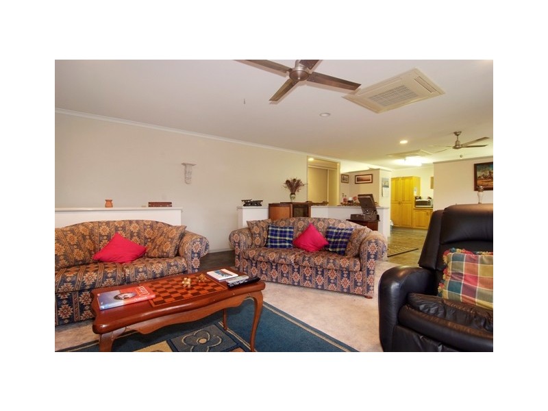 14  Adventure Close, Bentley Park QLD 4869