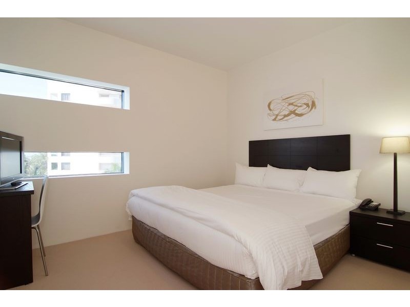 APT. 16 / 10  Marlin Parade, HARBOUR LIGHTS, Cairns QLD 4870