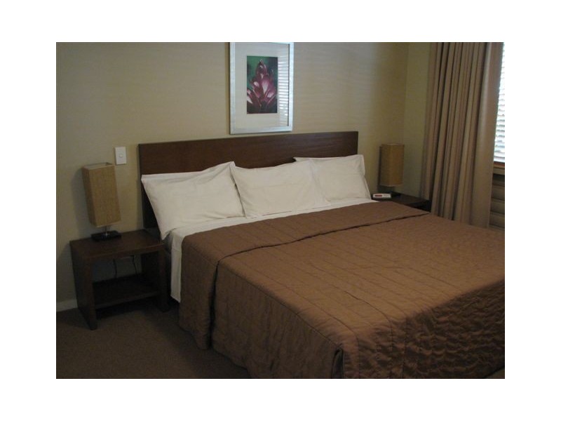 APT. 815/49-63  Williams Esplanade, Mantra Amphora, Palm Cove QLD 4879