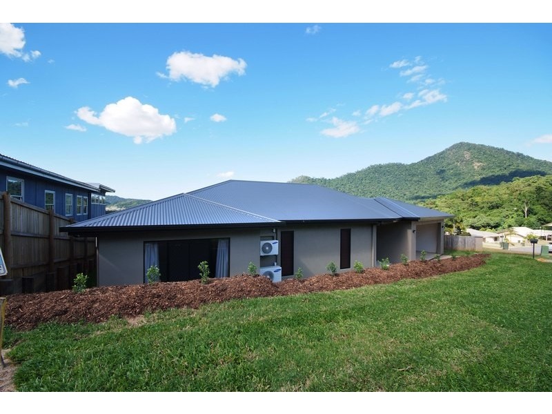 20  Pilosa Street, Redlynch QLD 4870