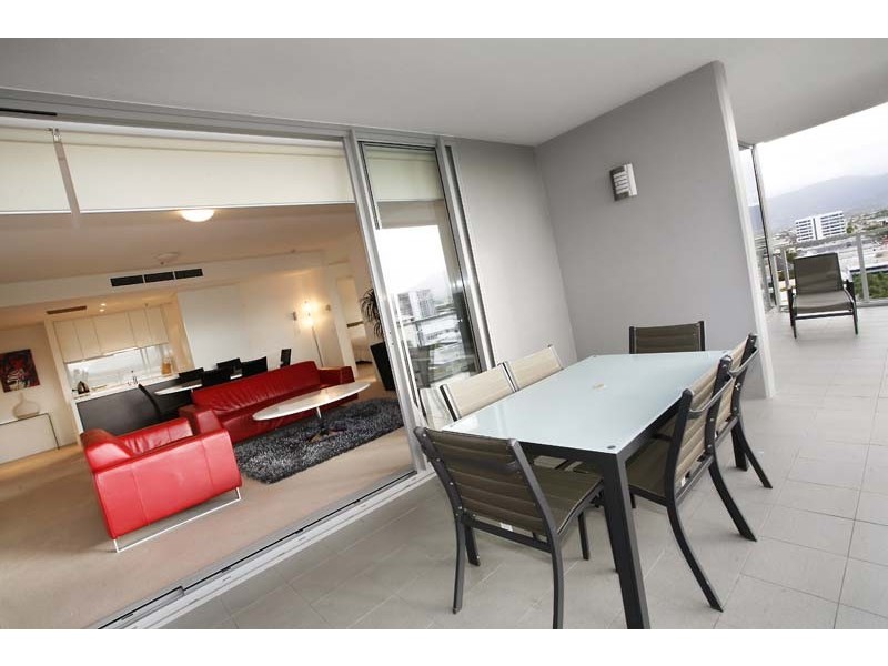 Level 10 APT. 74 / 10A Marlin Parade, HARBOUR LIGHTS, Cairns QLD 4870