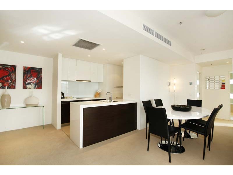 Level 10 APT. 74 / 10A Marlin Parade, HARBOUR LIGHTS, Cairns QLD 4870