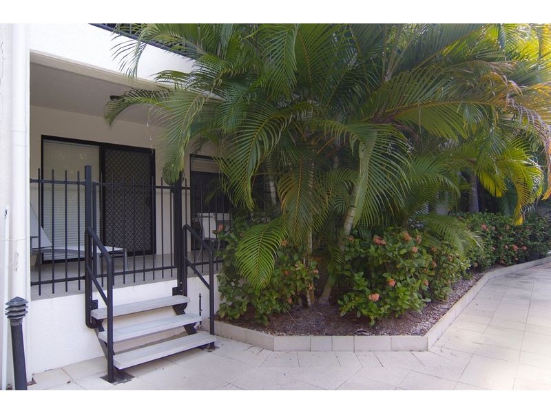 APT. 2/19   Upward Street, Villa Sanur, Parramatta Park QLD 4870