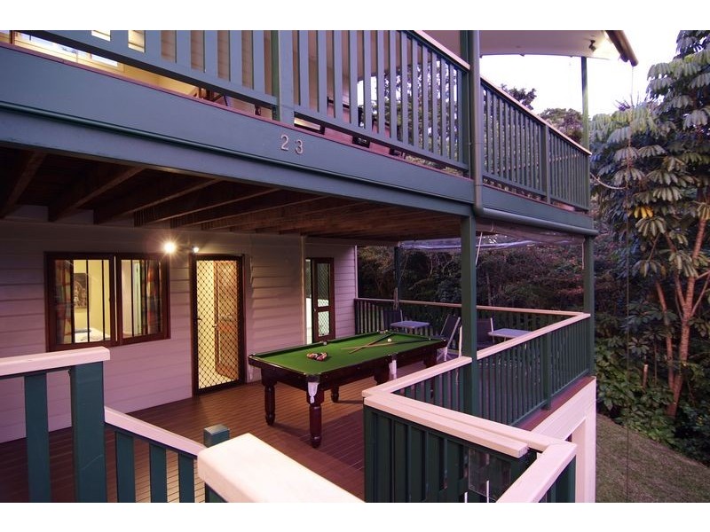 23 BAROSSA CLOSE, Whitfield QLD 4870