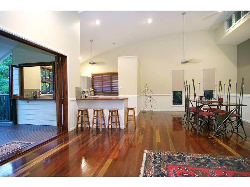 23 BAROSSA CLOSE, Whitfield QLD 4870