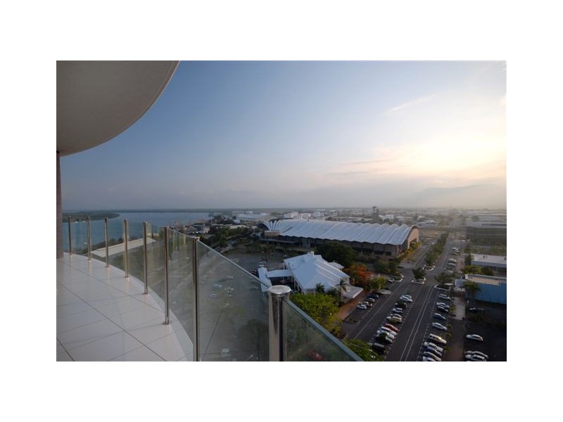 APT. 1401/2-4   Lake Street, Piermonde, Cairns QLD 4870