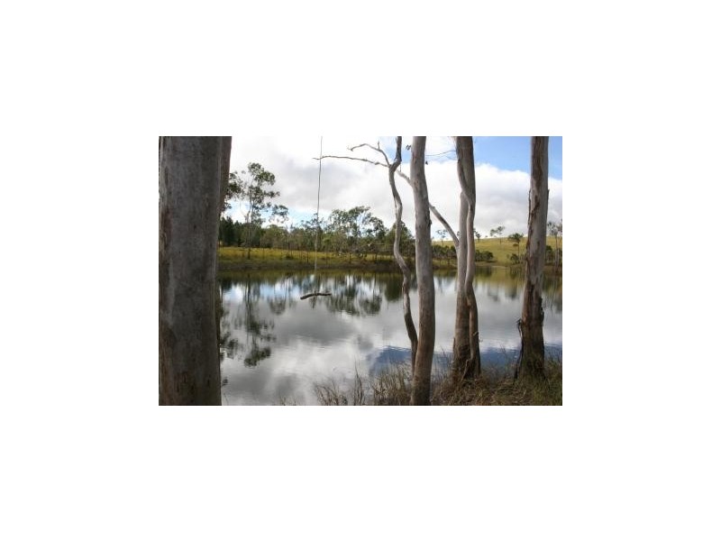 18 Kluck Road, Tinaroo QLD 4872
