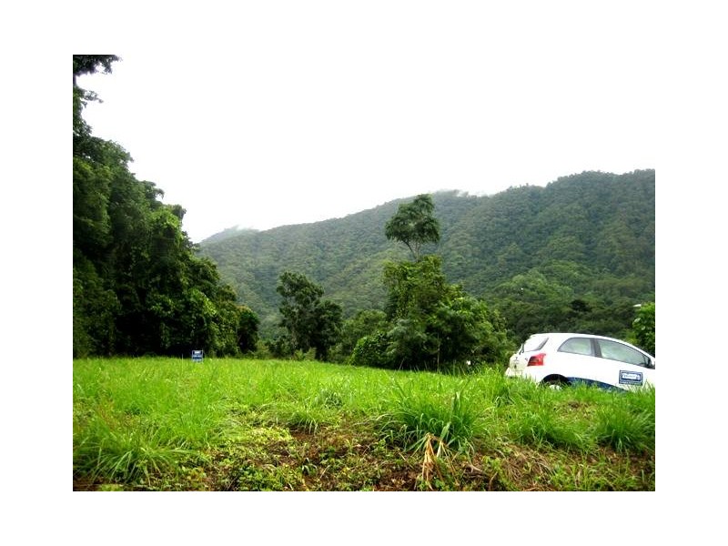 10  LUM JIM STREET,, Cairns QLD 4870