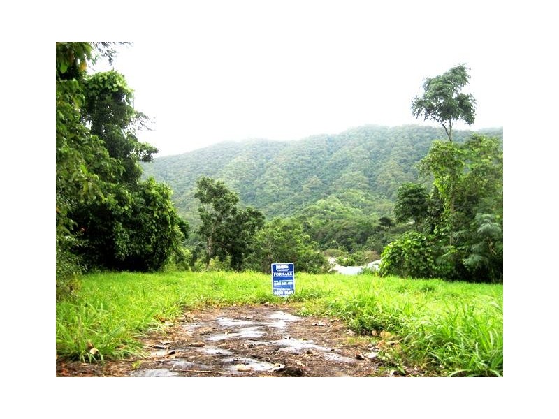 10  LUM JIM STREET,, Cairns QLD 4870