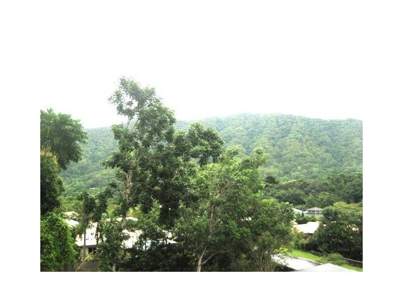 10  LUM JIM STREET,, Cairns QLD 4870