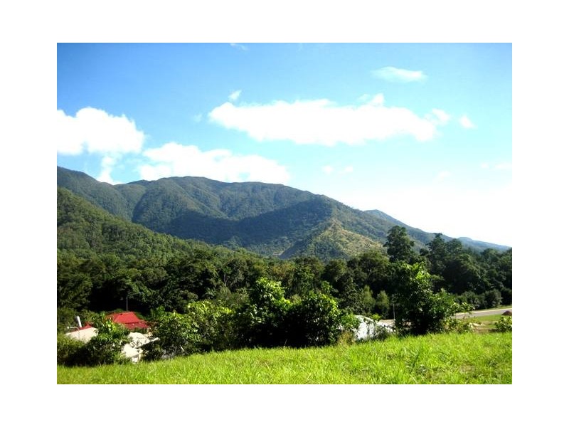 10  LUM JIM STREET,, Cairns QLD 4870