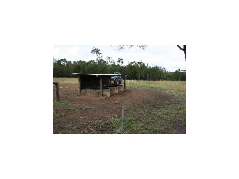 18 Kluck Road, Tinaroo QLD 4872