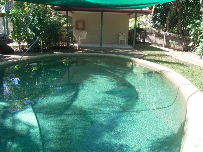 APT. 11/4-5  Hollett Close, Cairns North QLD 4870