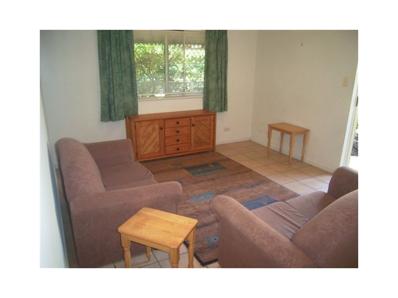 APT. 11/4-5  Hollett Close, Cairns North QLD 4870