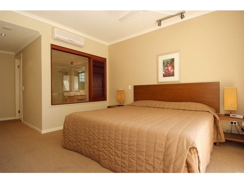 321 / 49 – 63 AMPHORA RESORT – WILLIAMS ESPLANADE, Palm Cove QLD 4879