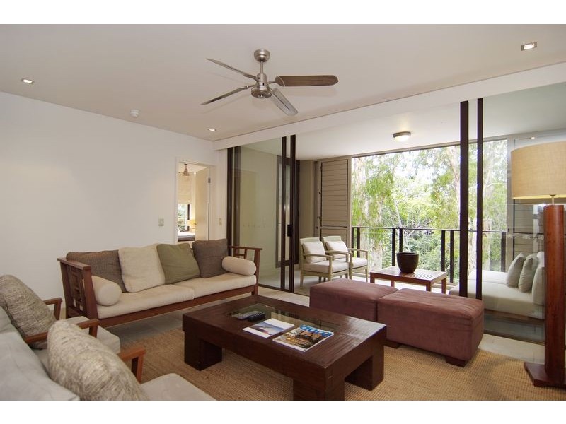 APT. 212/213  / 5 Triton Street, Palm Cove QLD 4879