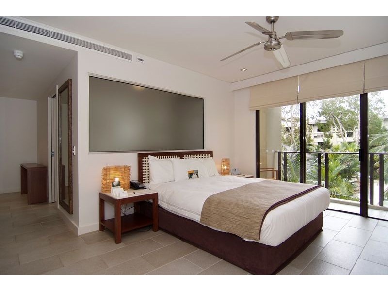 APT. 212/213  / 5 Triton Street, Palm Cove QLD 4879