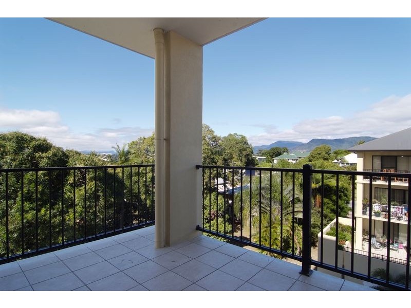 APT. 28 ACCENT ON MCLEOD, Cairns City QLD 4870