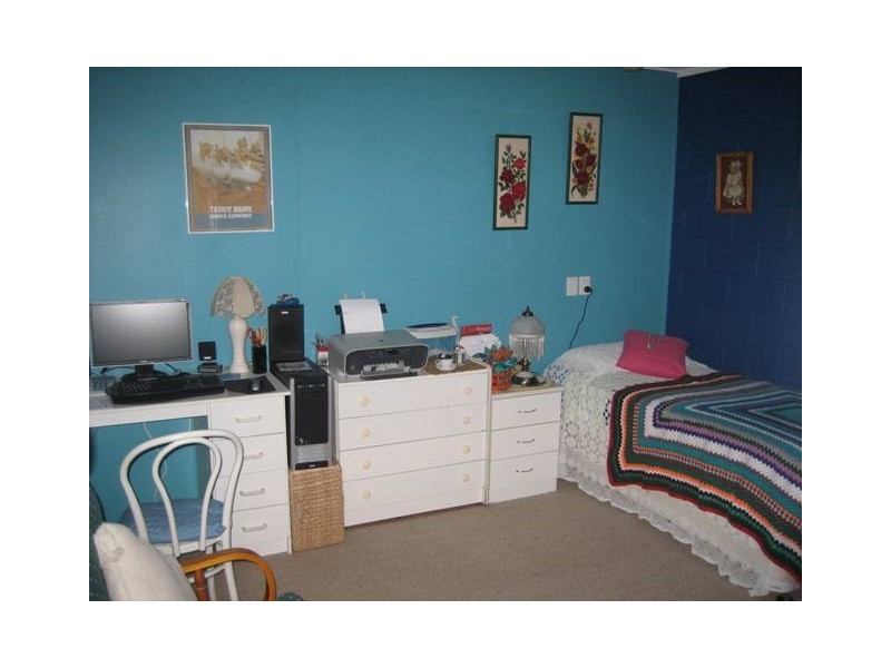 2/1   Compass Close, Edge Hill QLD 4870