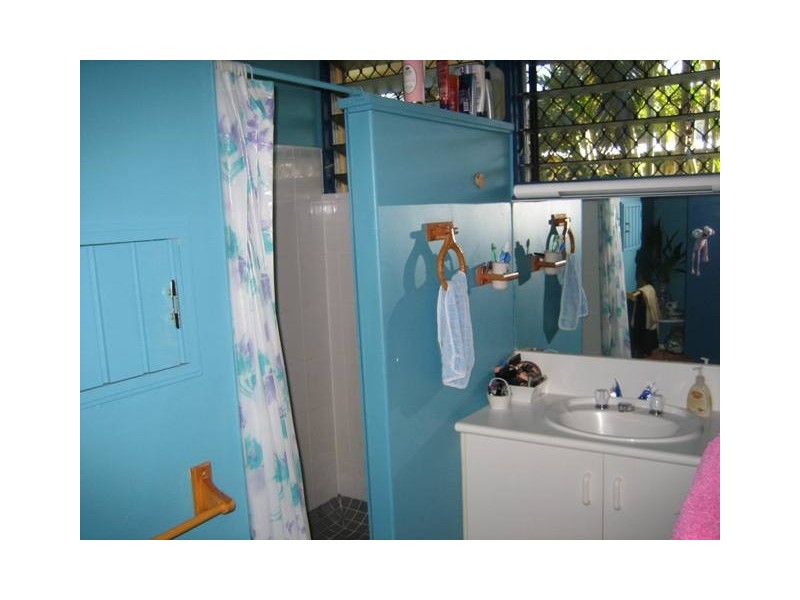 2/1   Compass Close, Edge Hill QLD 4870