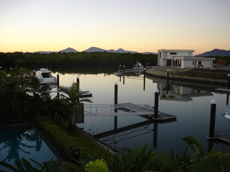 Cairns QLD 4870