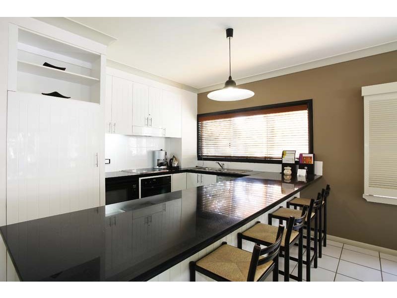 APT. 92 / ANGSANA RESORT & SPA, 1-9 Vievers Road, Palm Cove QLD 4879