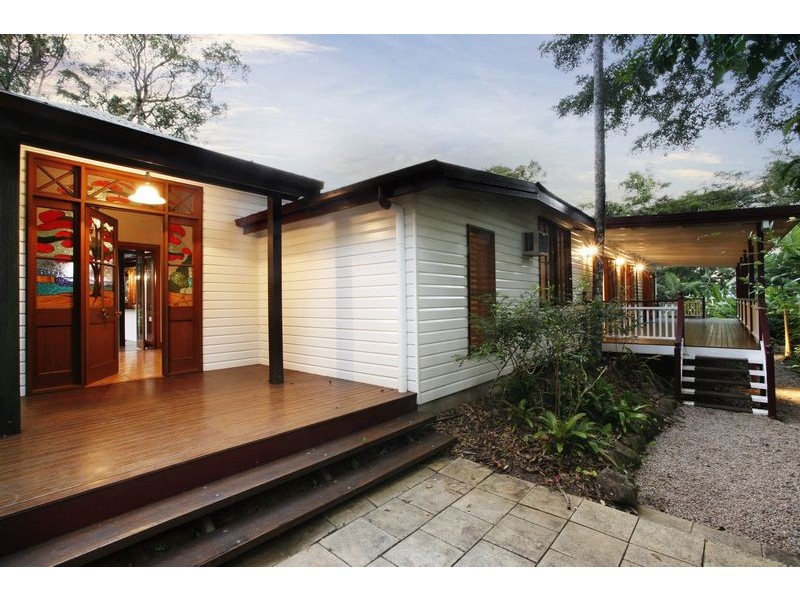 28 Collins Avenue, Edge Hill QLD 4870