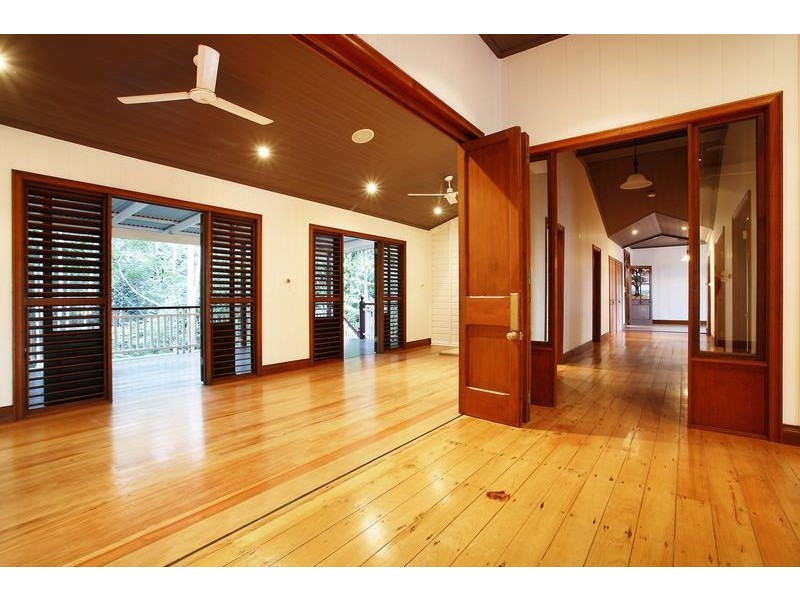 28 Collins Avenue, Edge Hill QLD 4870