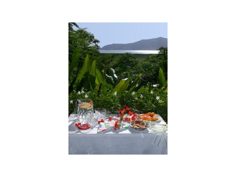 28 Collins Avenue, Edge Hill QLD 4870