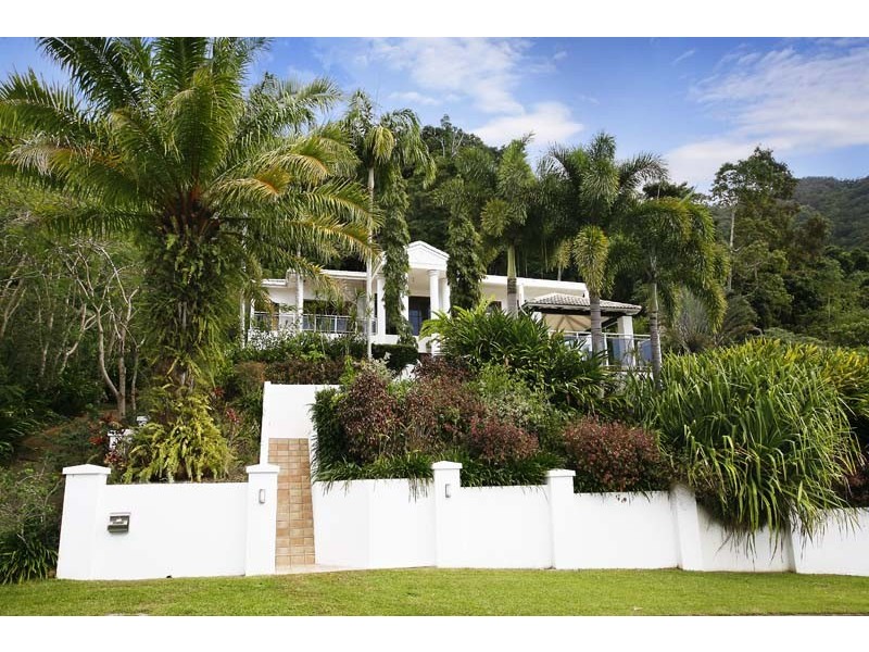 12 Julian Close, Mooroobool QLD 4870