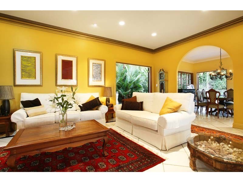 12 Julian Close, Mooroobool QLD 4870