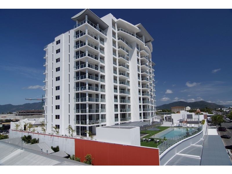 APT. 606 / 123  Grafton Street, Cairns QLD 4870