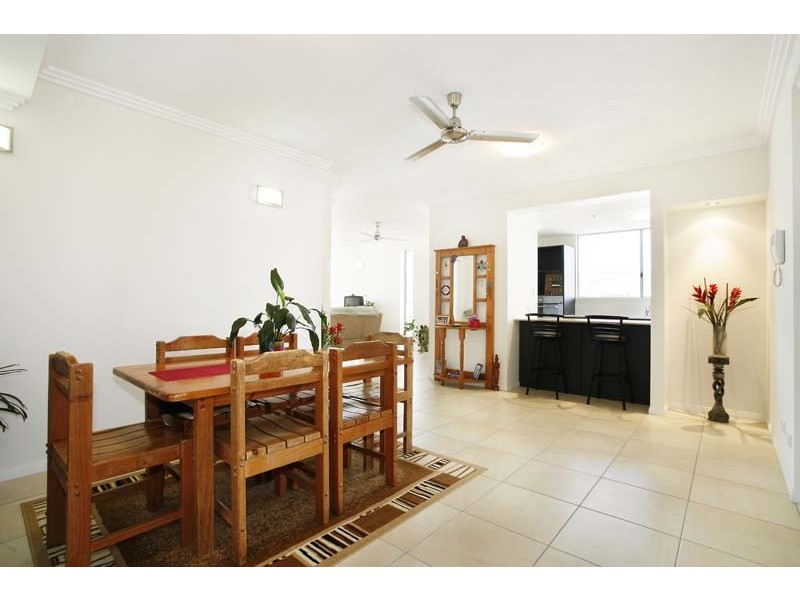 APT. 606 / 123  Grafton Street, Cairns QLD 4870