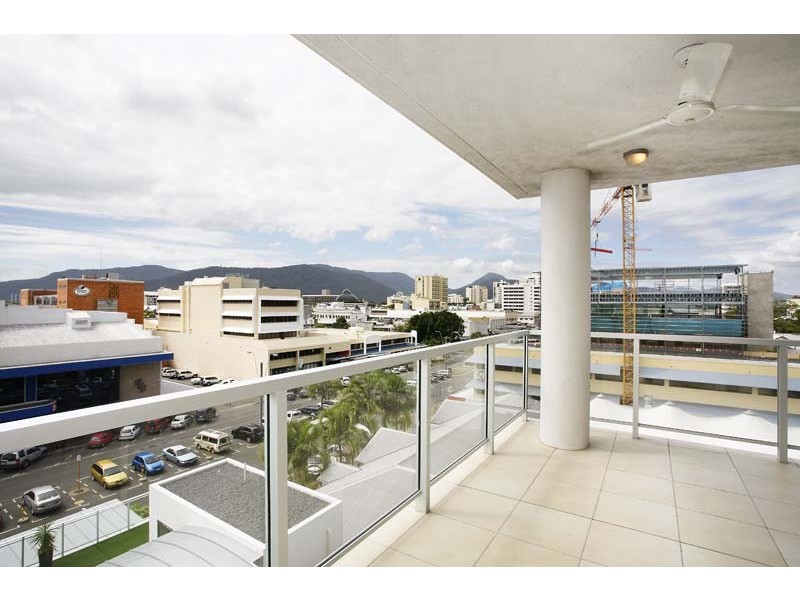 APT. 606 / 123  Grafton Street, Cairns QLD 4870