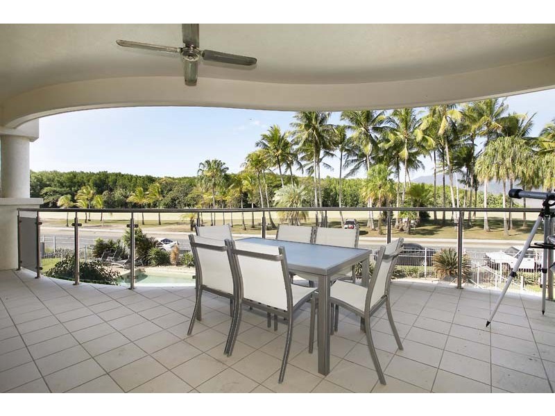 APT 9 / 291 The Esplanade, Cairns QLD 4870