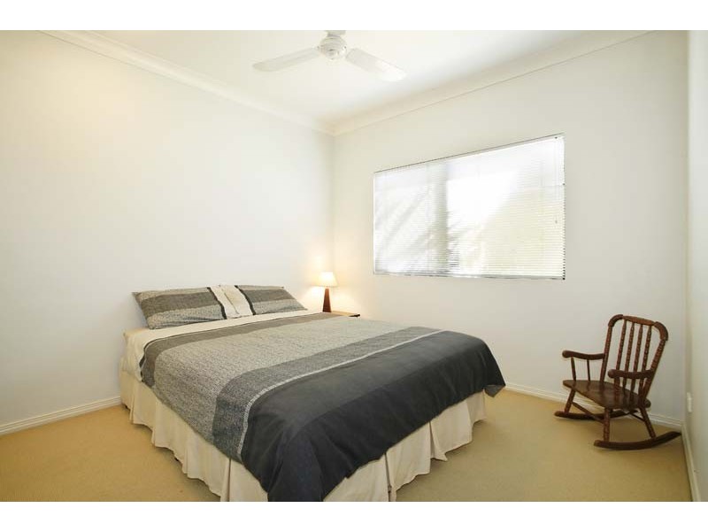 APT 9 / 291 The Esplanade, Cairns QLD 4870