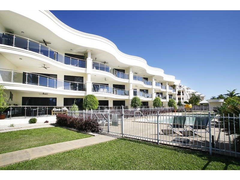 APT 9 / 291 The Esplanade, Cairns QLD 4870