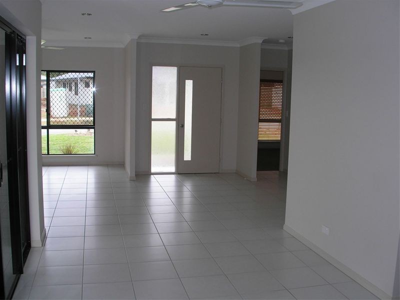 6  Fitzmaurice Drive, Silkwood Ridge, Bentley Park QLD 4869