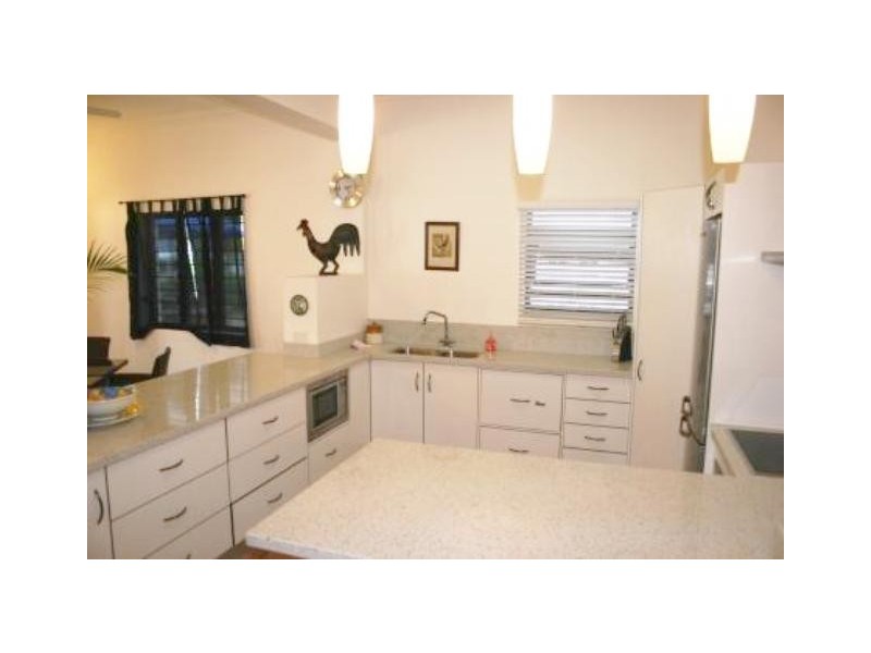 VILLA 1 / 187-189  Esplanade, Cairns QLD 4870