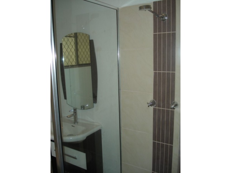 APT. 3 / 21  Balaclava Road, Cairns QLD 4870