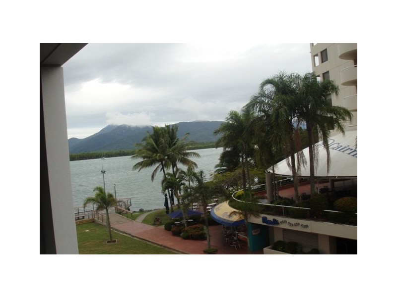 Level 2 APT 216 / Marlin Parade, Cairns QLD 4870