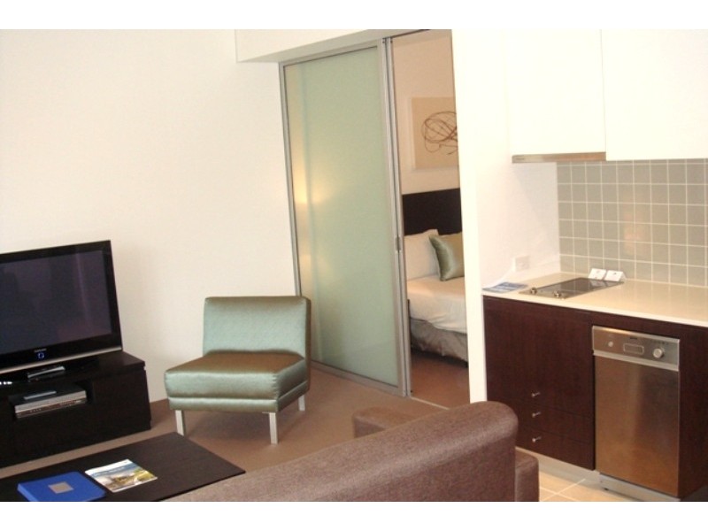 Level 2 APT 216 / Marlin Parade, Cairns QLD 4870