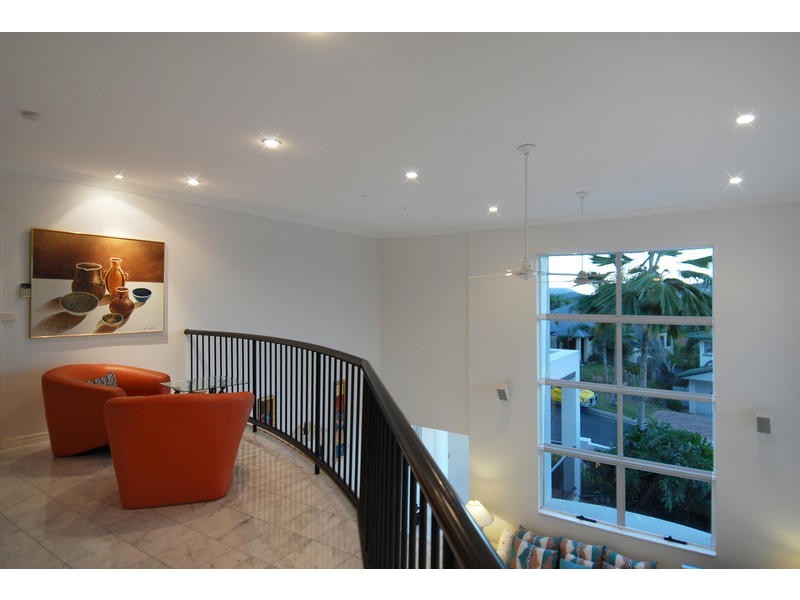 13 Rosemont Court, Mooroobool QLD 4870