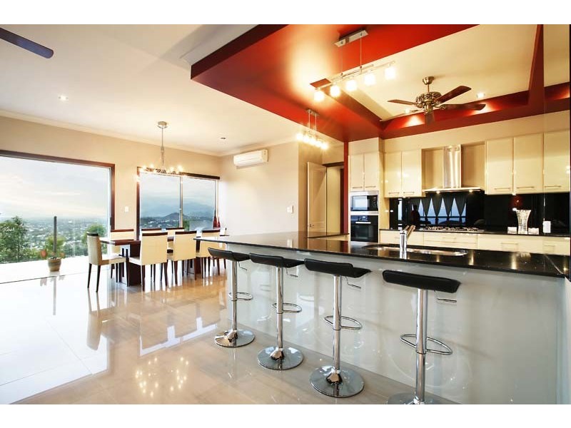 107  Summer Hill Drive, Mooroobool QLD 4870