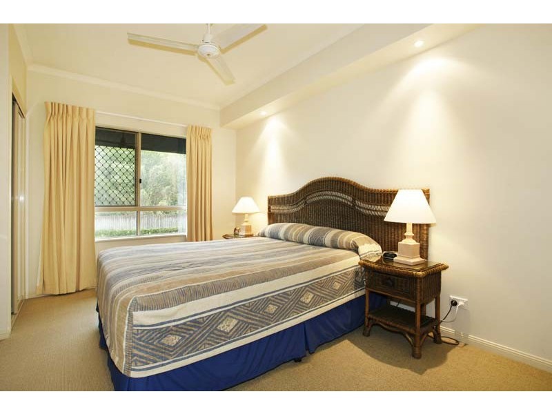 APT. 1107 / 2 Greenslopes Street, Cairns North QLD 4870