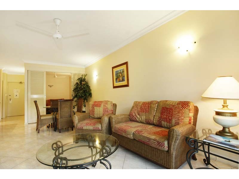 APT. 1107 / 2  Greenslopes Street, Cairns QLD 4870