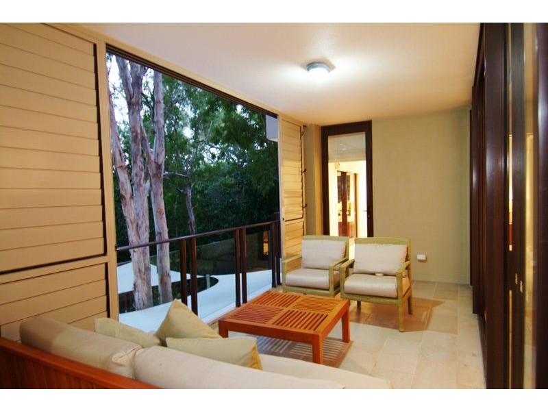 APT. 214/215  5 Triton Street, Palm Cove QLD 4879