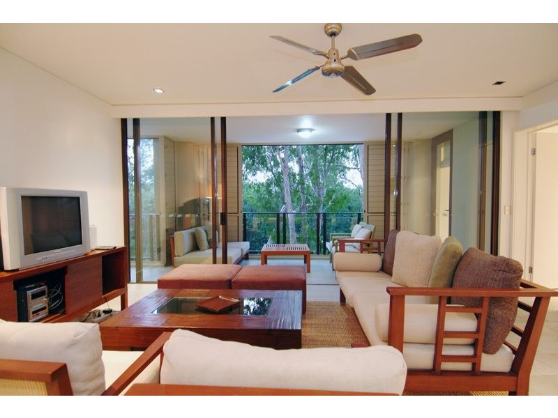 APT. 214/215  5 Triton Street, Palm Cove QLD 4879