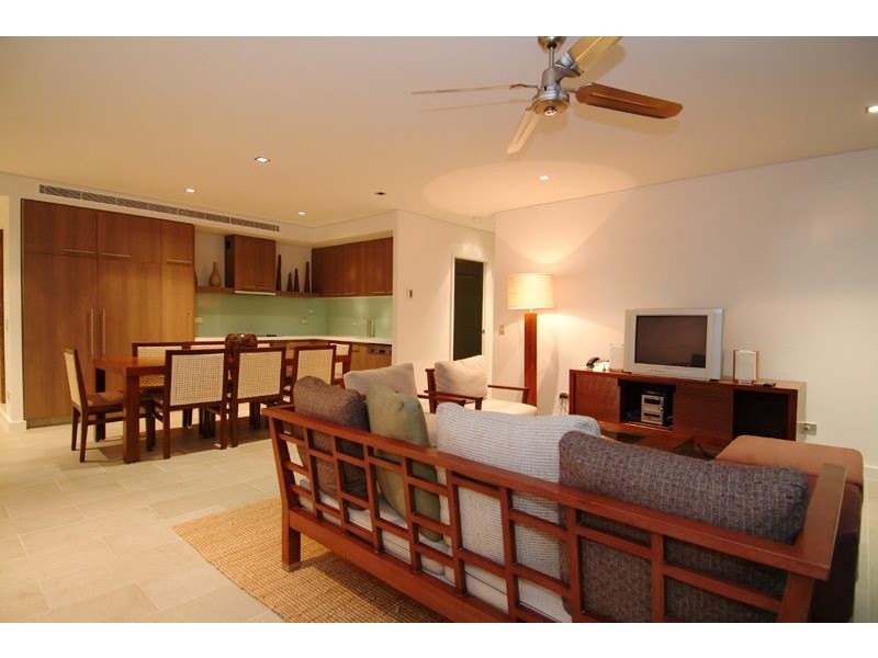 APT. 214/215  5 Triton Street, Palm Cove QLD 4879